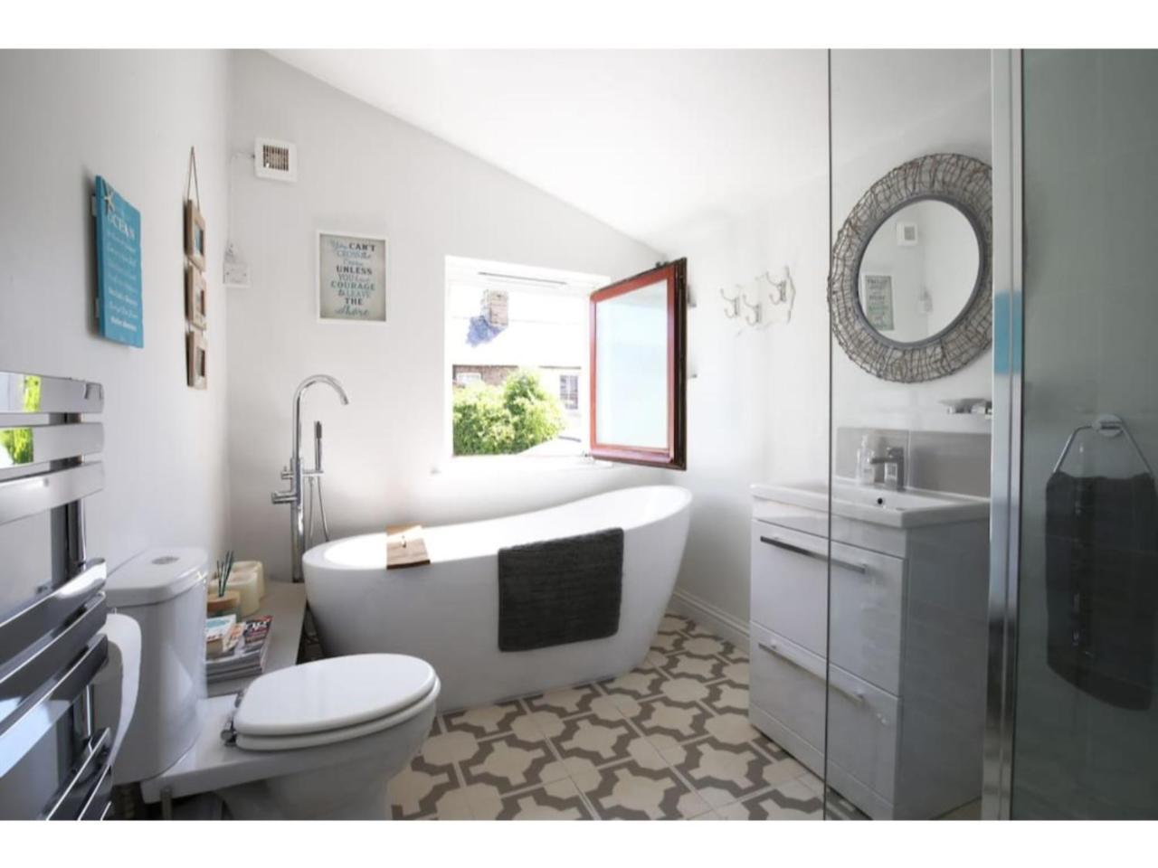 Modern, Chic 2br Townhouse In Apartamento Oxford
